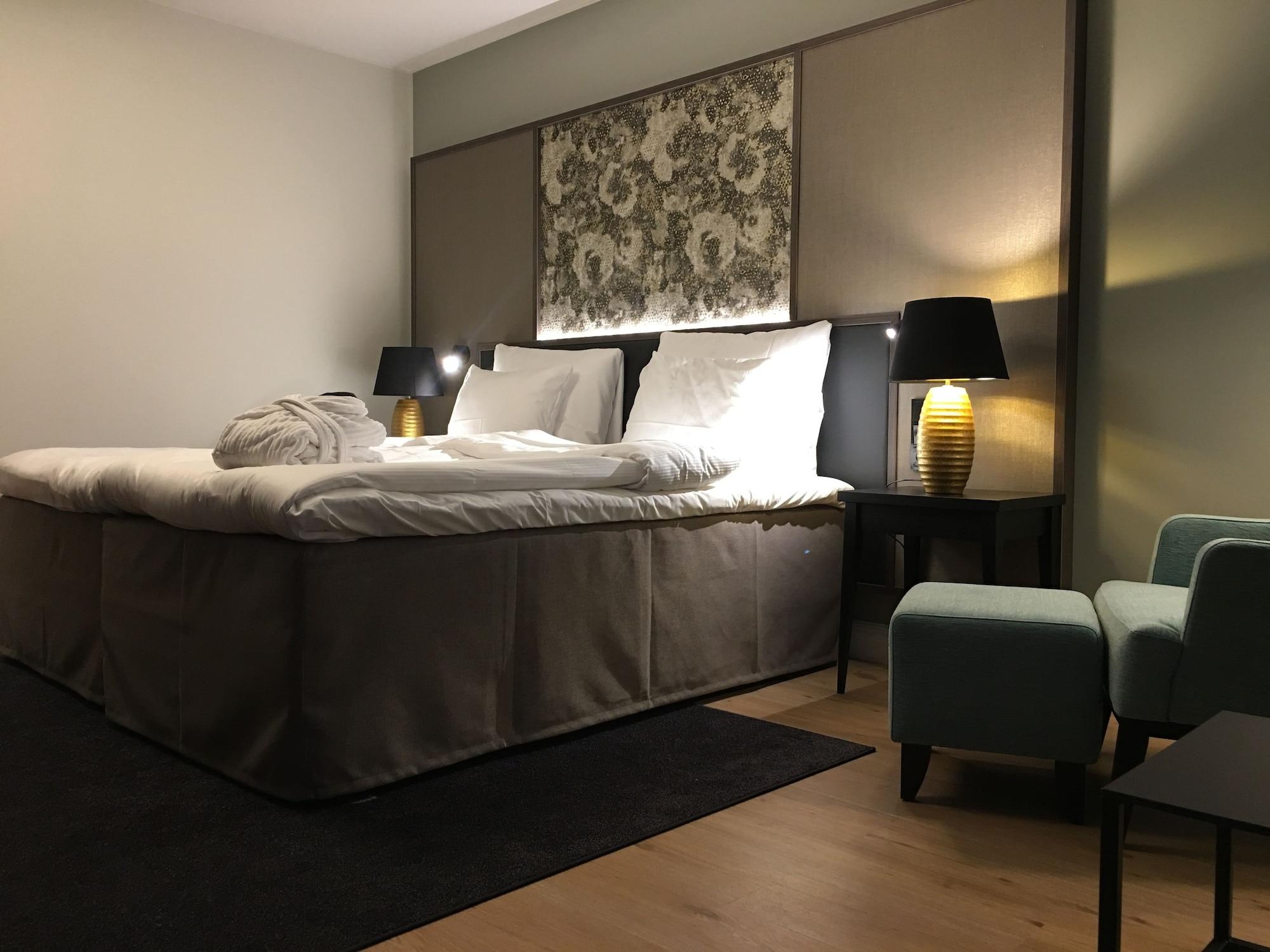 Quality Hotel Sveitsi Hyvinkää エクステリア 写真