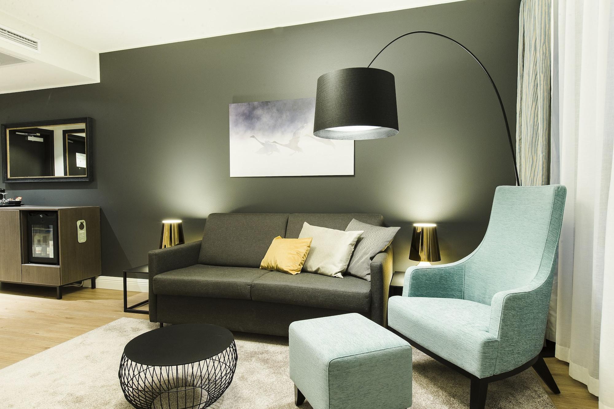 Quality Hotel Sveitsi Hyvinkää エクステリア 写真